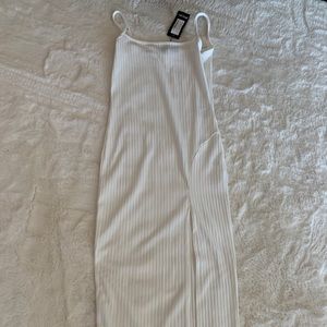 🐚 NWT Nasty Gal dress with slit 🐚